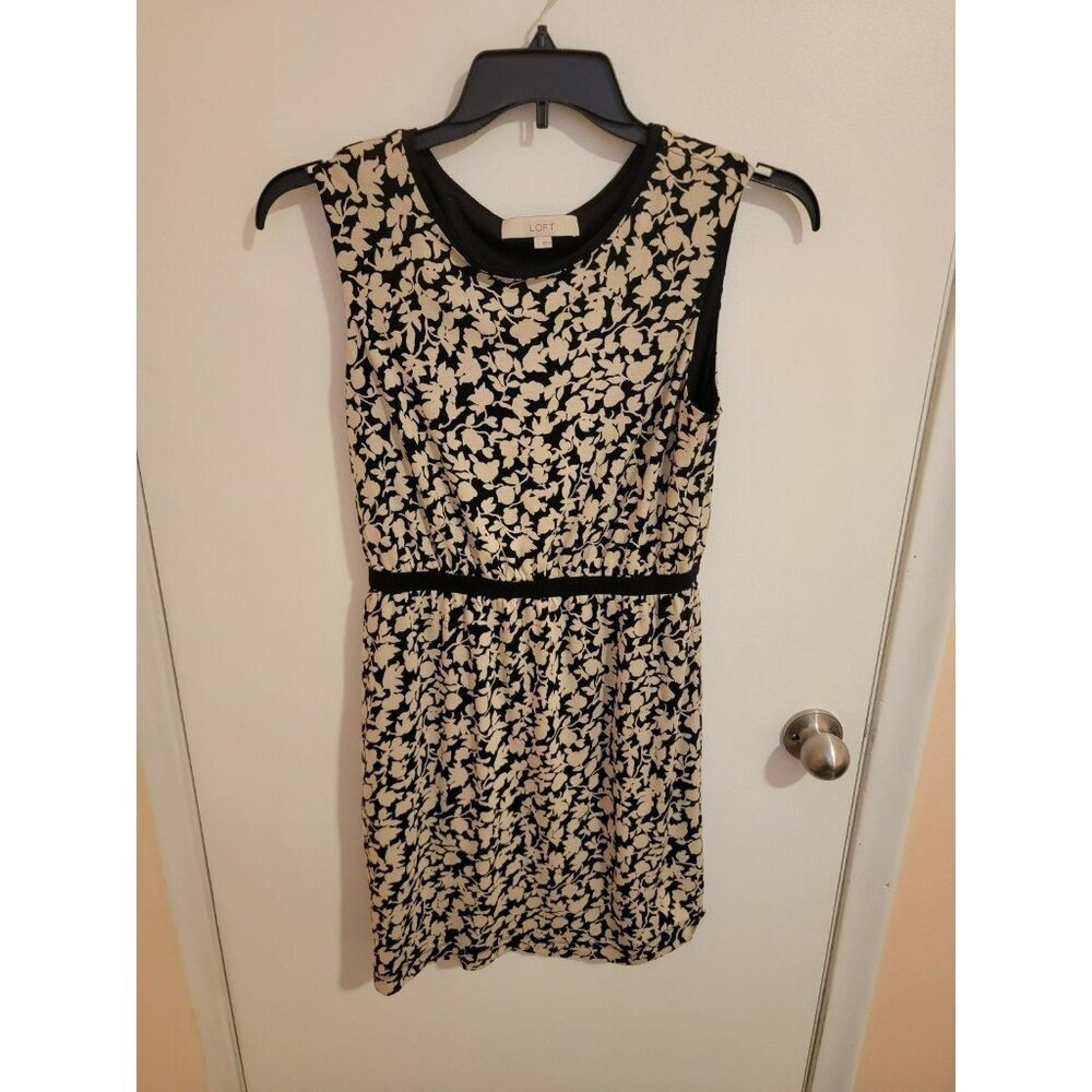 Ann Taylor Loft mini dress Womens Small Black Beige floraln coquette church